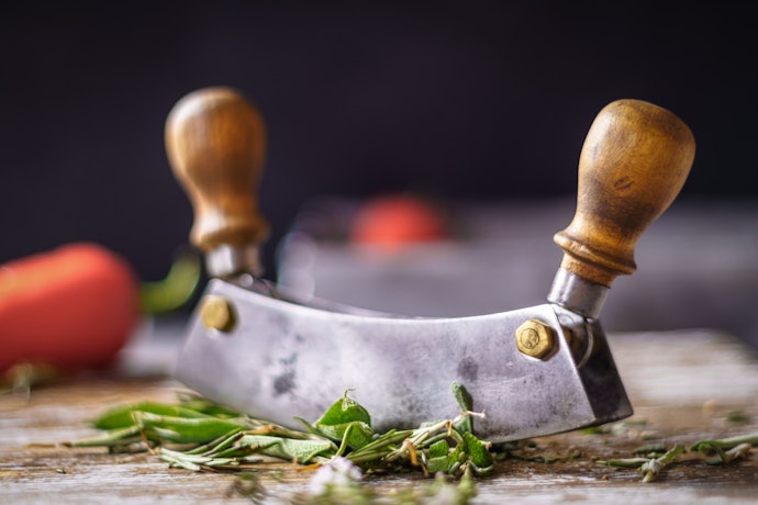 How to Use Some Pizza Cutter Types, According to an Italian Chef