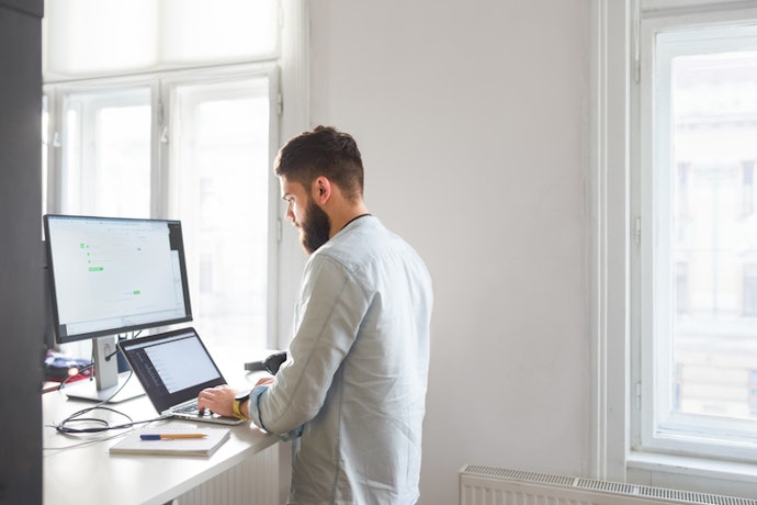 How to Best Use Your Height Adjustable Desk