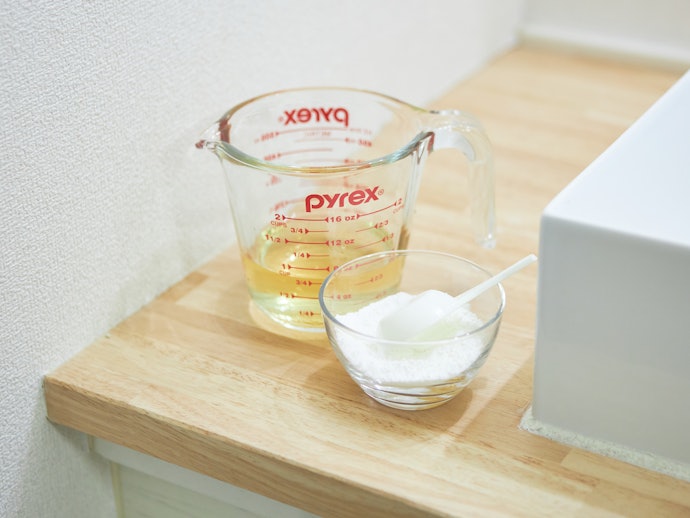 For Light Clogs, You Can Try a DIY Drain Cleaner