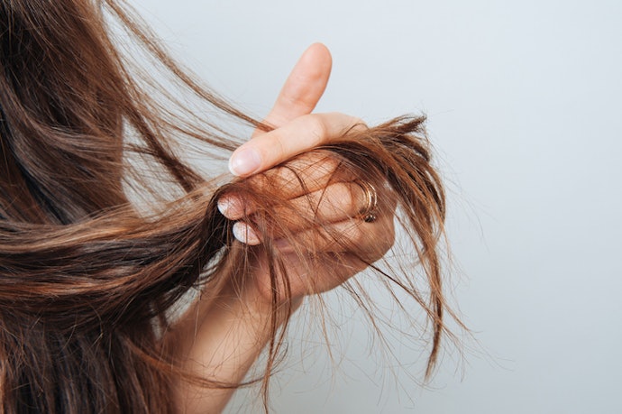 Causes of Oily Hair