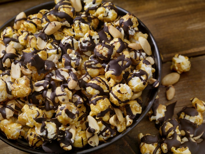 An Easy, Delicious, and Healthy Chocolate and PB Popcorn Recipe