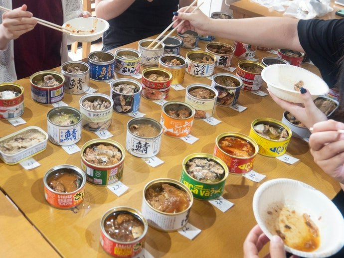 How We Tested the Canned Mackerel