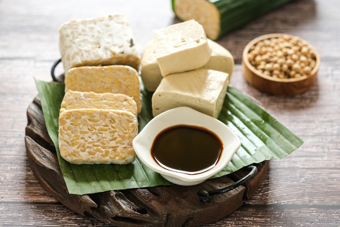 How Does Tempeh Compare to Tofu in Terms of Nutrition?