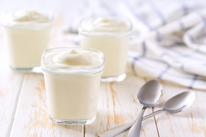 What Is the Difference Between Regular Yogurt and Probiotic Yogurt?