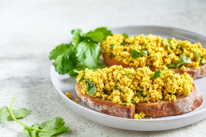 What Are Vegan Egg Substitutes for Scrambled Eggs?