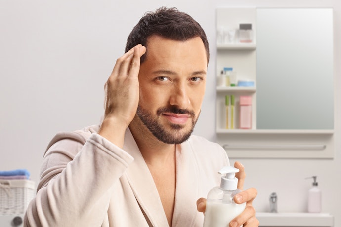 What's the Difference Between Leave-in and Traditional Conditioners?