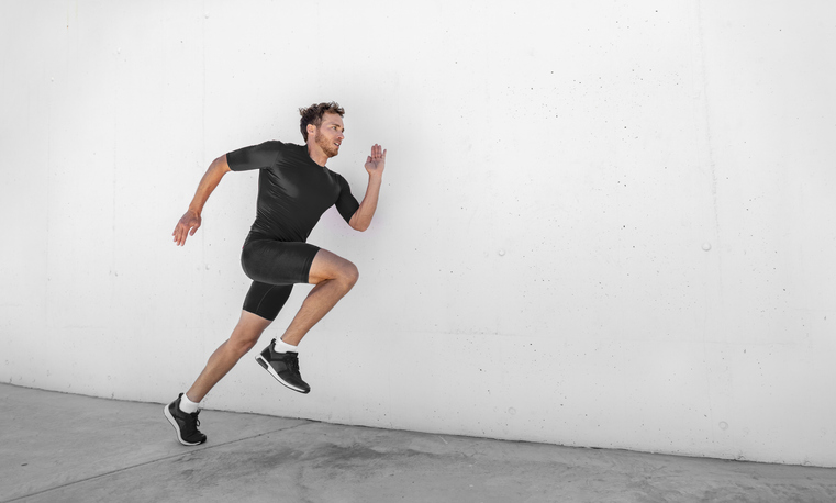 10 Best Compression Shirts (Sports, Training, and Running) | mybest