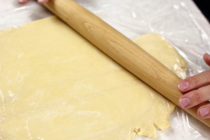 Pick a Rolling Pin That's at Least 18 Inches