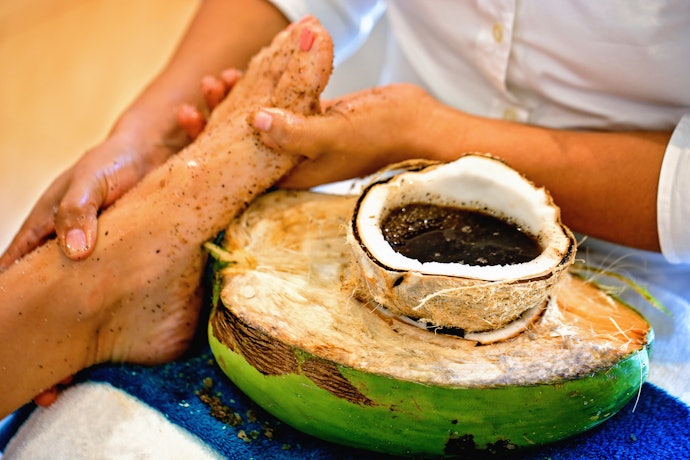 Look For Moisturizing Ingredients to Nourish Your Feet