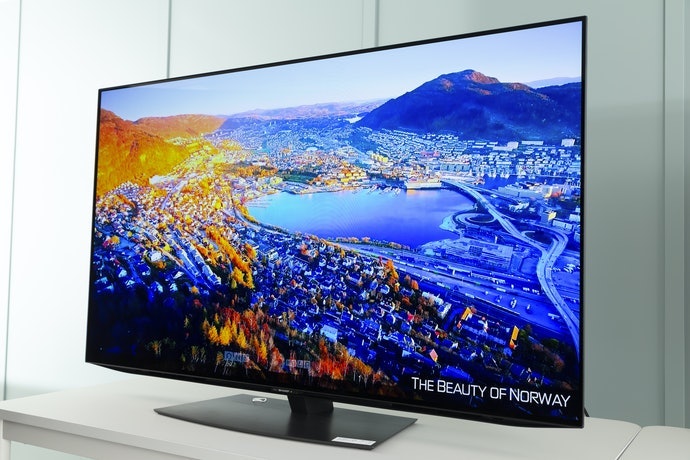 A 4K Tuner is Necessary for 4K Viewing; Choose a Model With a Built-in Tuner