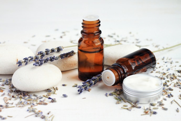 Go With Opaque Dark Glass Bottles to Preserve Quality