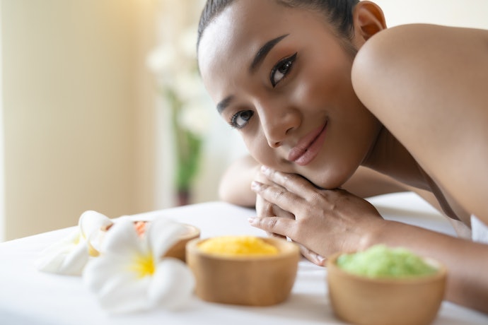 Look for Therapeutic Essential Oils for Relaxing Your Mind and Body