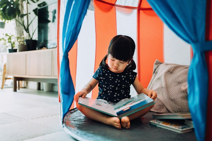 Read French Children’s Books for Application and Repetition