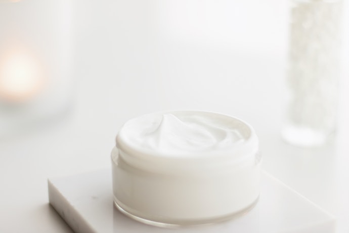 Gels are Lightweight and Effective, While Creams are Thicker and More Moisturizing