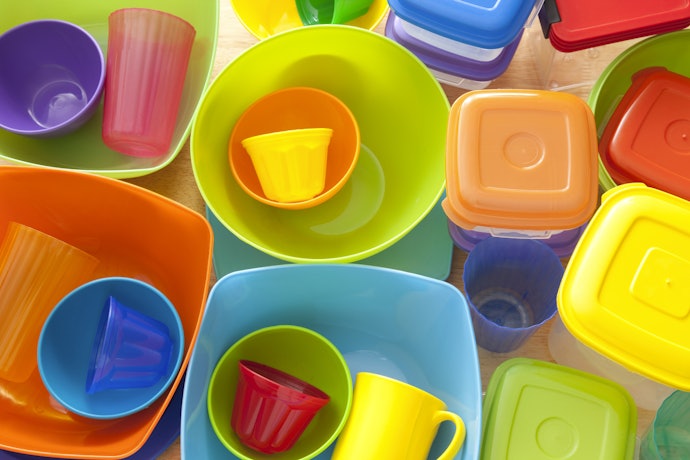 Colored vs. Clear Depends on How You Organize Your Fridge