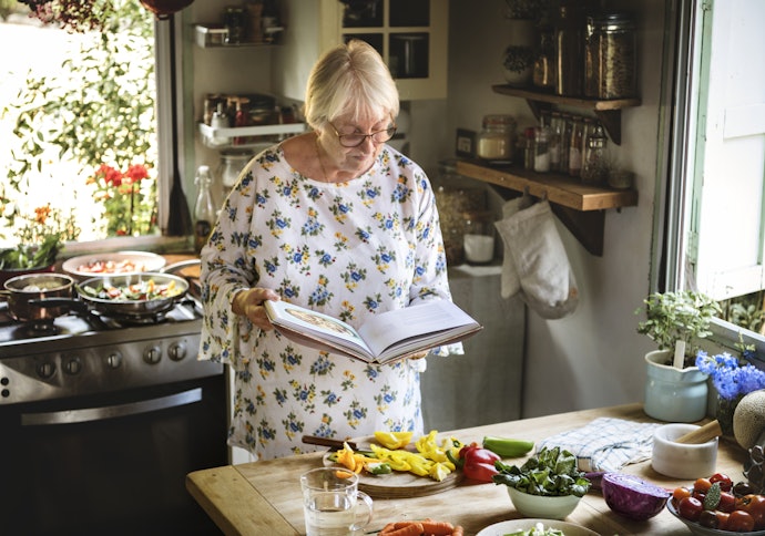 Look for Nutritional Facts and Healthy Eating Advice