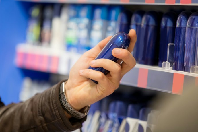 Look for Odor-Fighting Ingredients Like Baking Soda, Magnesium, and More