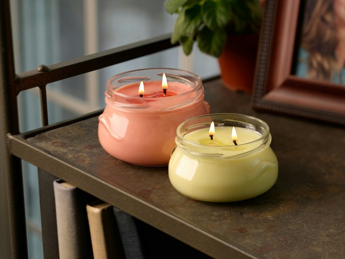 Go Paraffin-Free Wax With Soy or Beeswax