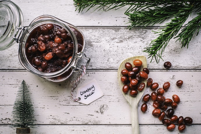 Decide Between a Traditional or Flavored Cranberry Sauce