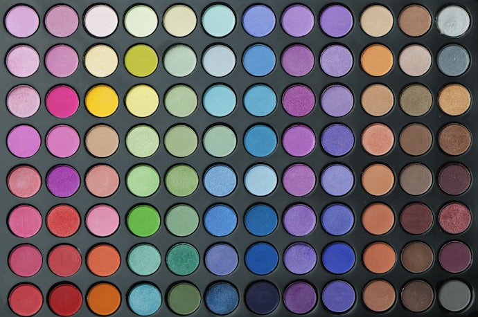 Pick an Eyeshadow Palette With Shades That Appeal to You