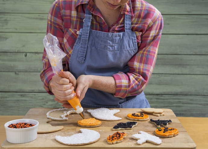 Look at Piping Bags and Sprinkles for Decoration