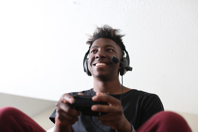 Check if the Game Offers Online Play