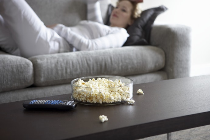 Opt for a Wide and Flat Bottom to Prevent Unpopped Kernels