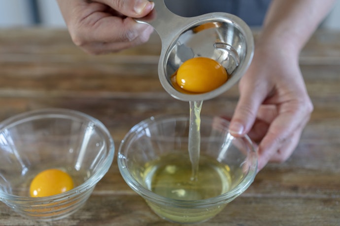 Check Out How it Separates Yolks