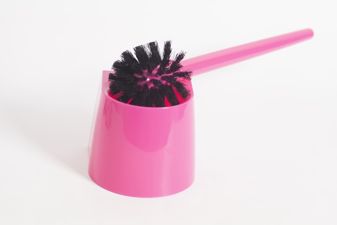 Check the Storage Design of the Brush