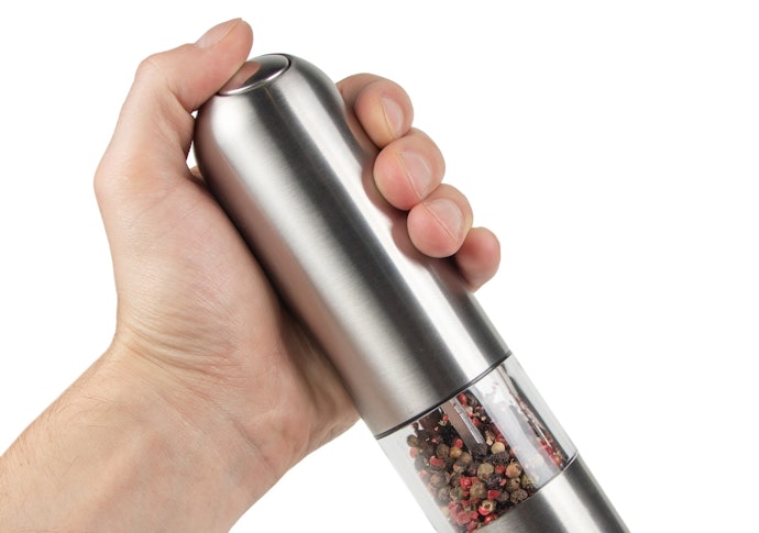 Best Buy: iTouchless Automatic Electric Salt and Pepper Grinder Set, 2  Count, Stainless Steel, Adjustable Coarseness, LED Guide Light  Stainless-Steel PM001C