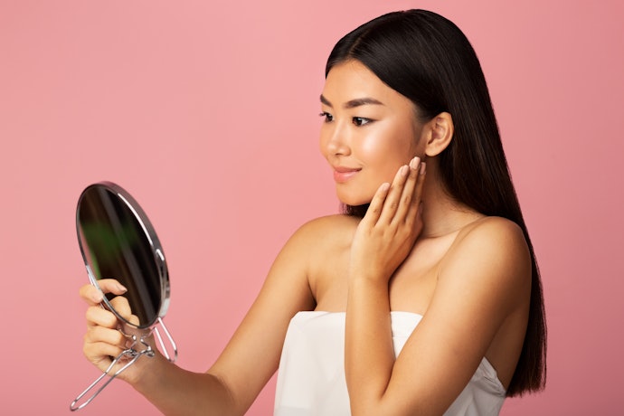 Pick a Mirror With Magnification