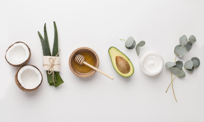 Opt for Ingredients That Can Provide and Lock in Moisture