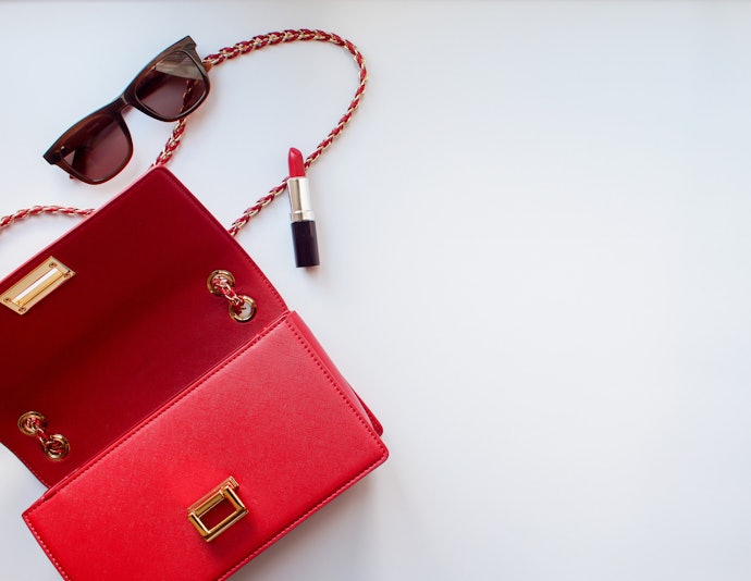 Buy a Clutch Based on What You Need to Carry