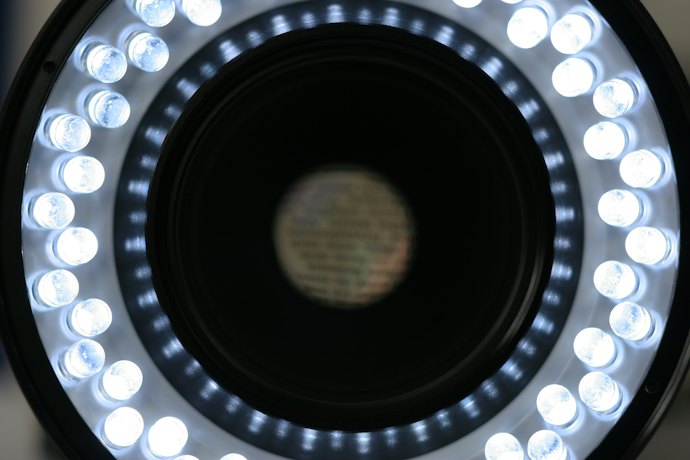 Choose LED Ring Lights Instead of Fluorescent Bulbs