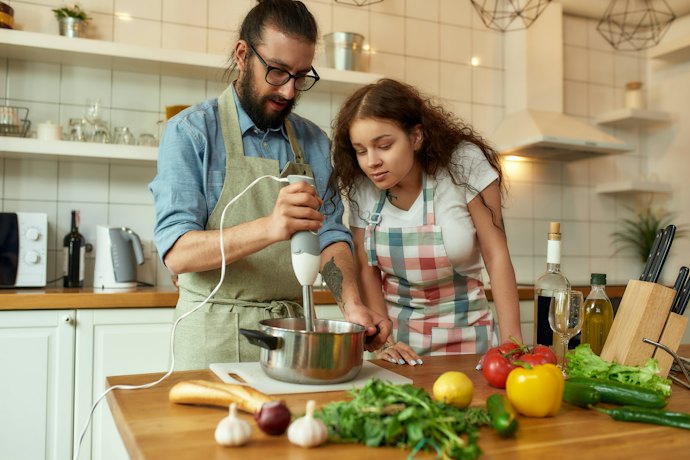Decide Between Corded or Cordless Blenders