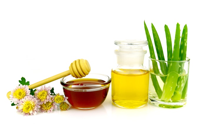 Find Universally Moisturizing Ingredients for Daily Upkeep