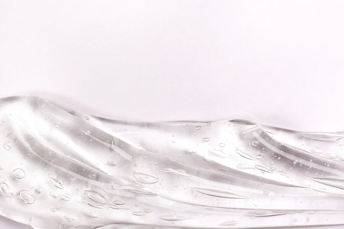Look for Moisturizers to Prevent Dryness and Soothe Your Acne