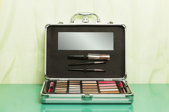 Look for Extra Features Like Mirrors and Padding for Ease of Use