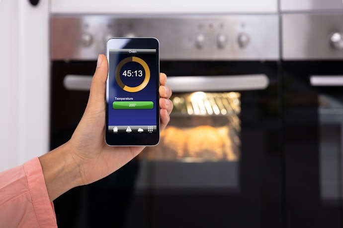 A Connecting Smartphone App Maximizes Ease of Use