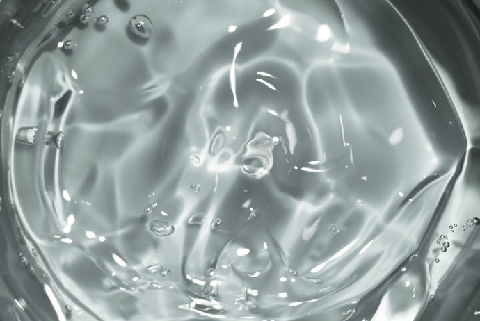 Lightweight Gel Cleansers for Oily Skin