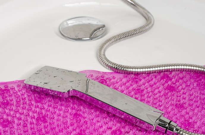 Rubber Mats are Heavy and Work for All Tub Types