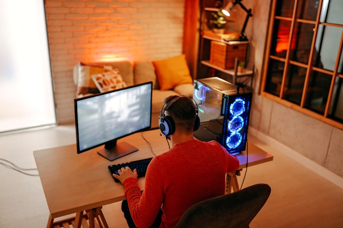 Flatscreens for Portability and Consistency
