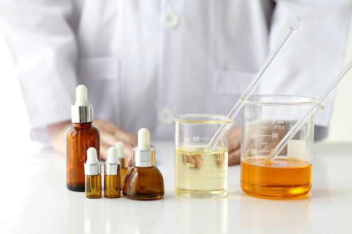 Avoid Known Irritants That Dry Out Skin