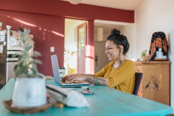 Online Classrooms for Social Learners