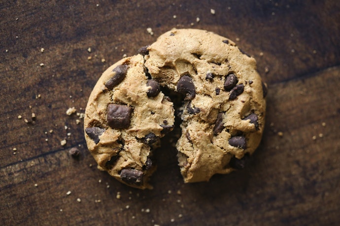 Crunchiness Depends on Ingredient, Oven Temperature, and Baking Time