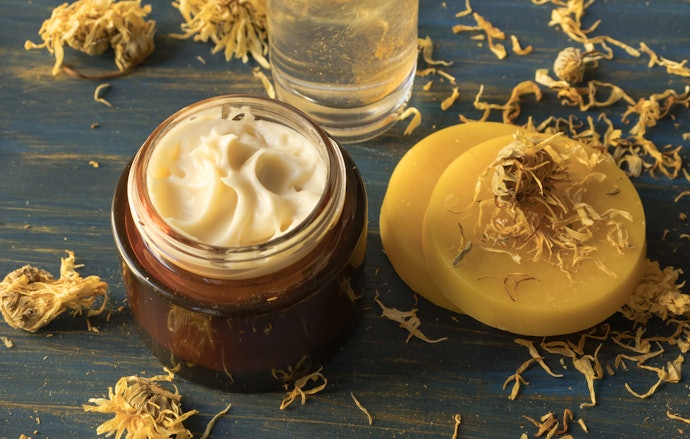 Butter- and Oil-Based Ingredients Can Soothe and Moisturize Very Dry Skin