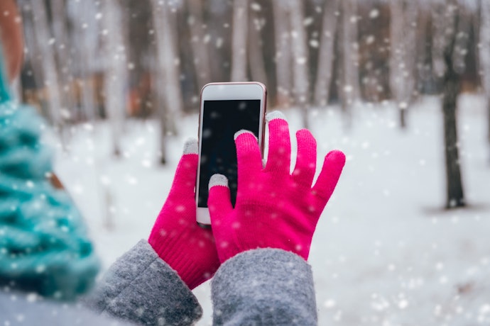 Fingertip Gloves are Great for Basic Touchscreen Needs