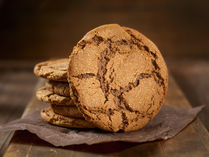 Ginger Snaps for a Spice-Filled Snack