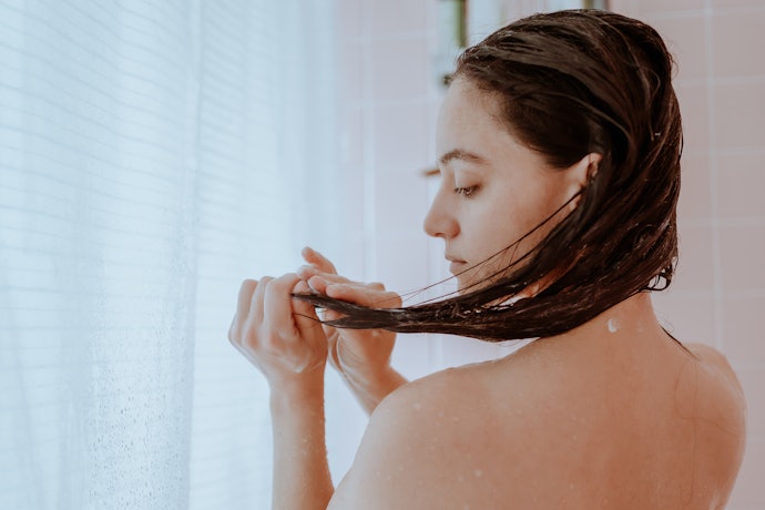 For Fine, Thin Hair, a Lightweight Shampoo Can Do Wonders