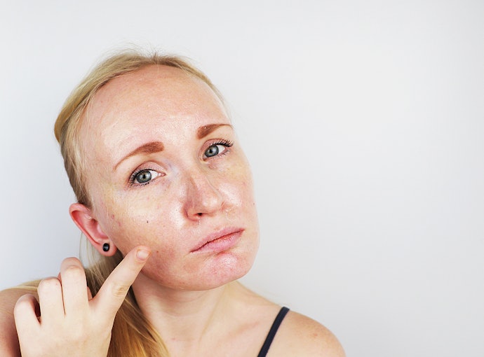 Try Oil-Free or Non-Comedogenic Products for Oily Skin